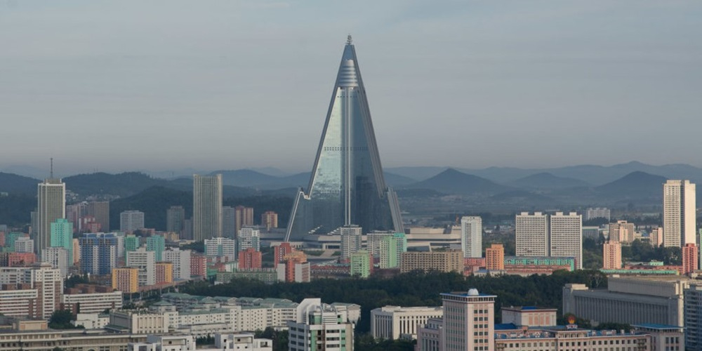 ryugyong-hotel-pyongyang.jpg